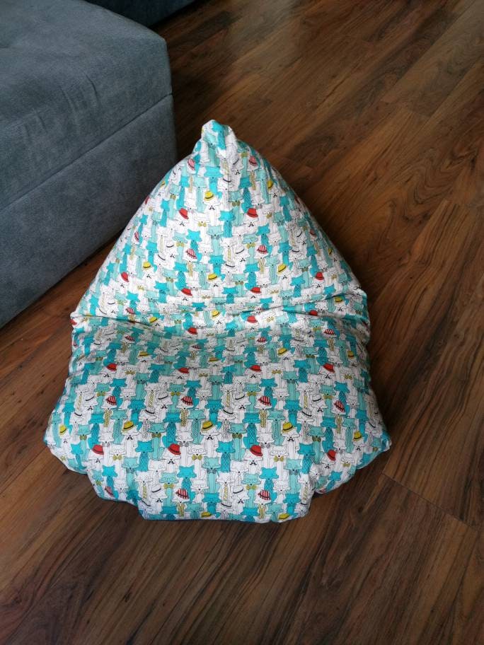 Scandinavian Foxes Beanbag