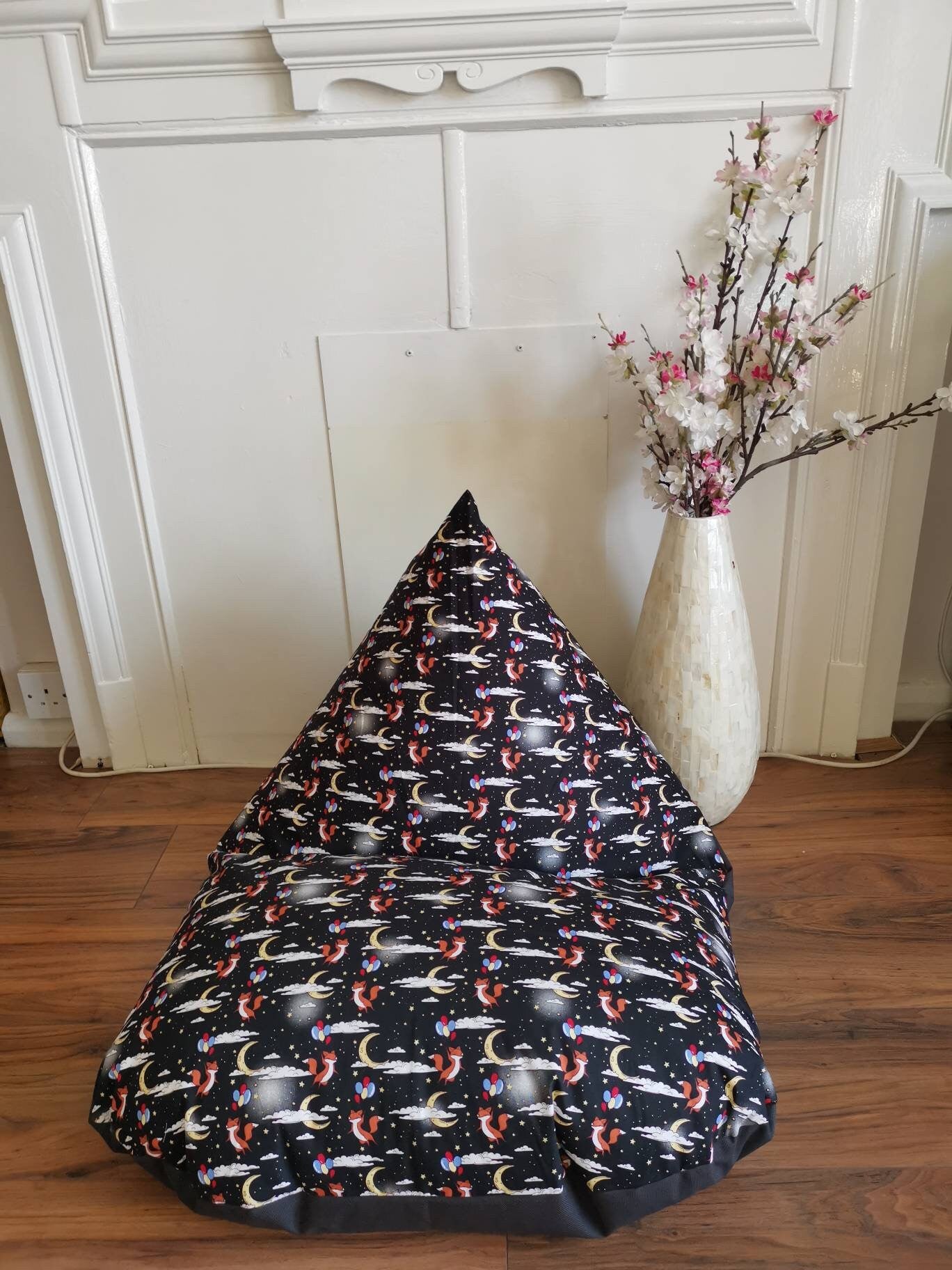 Dark Grey Foxes Beanbag