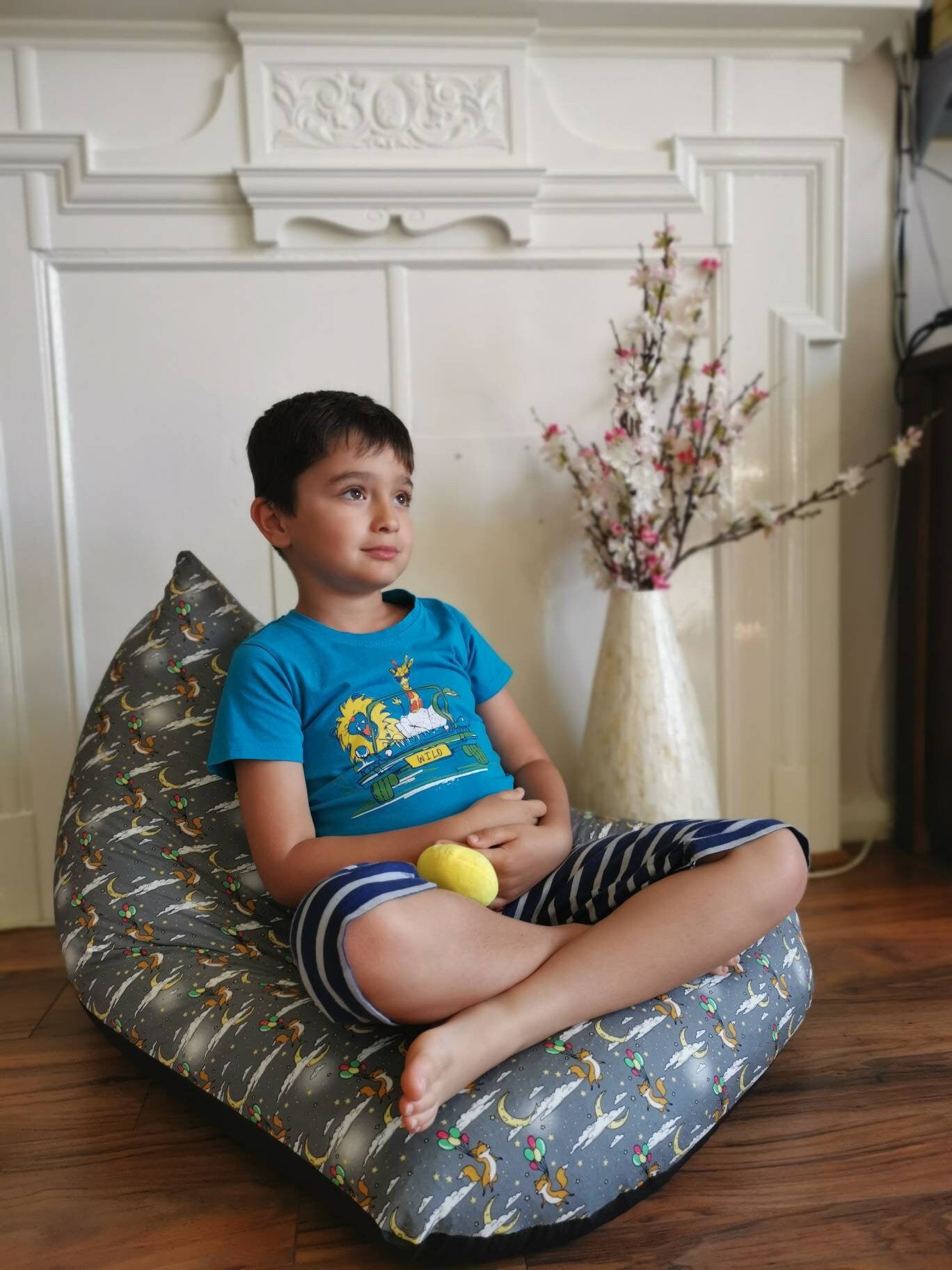 Light Grey Foxes Beanbag