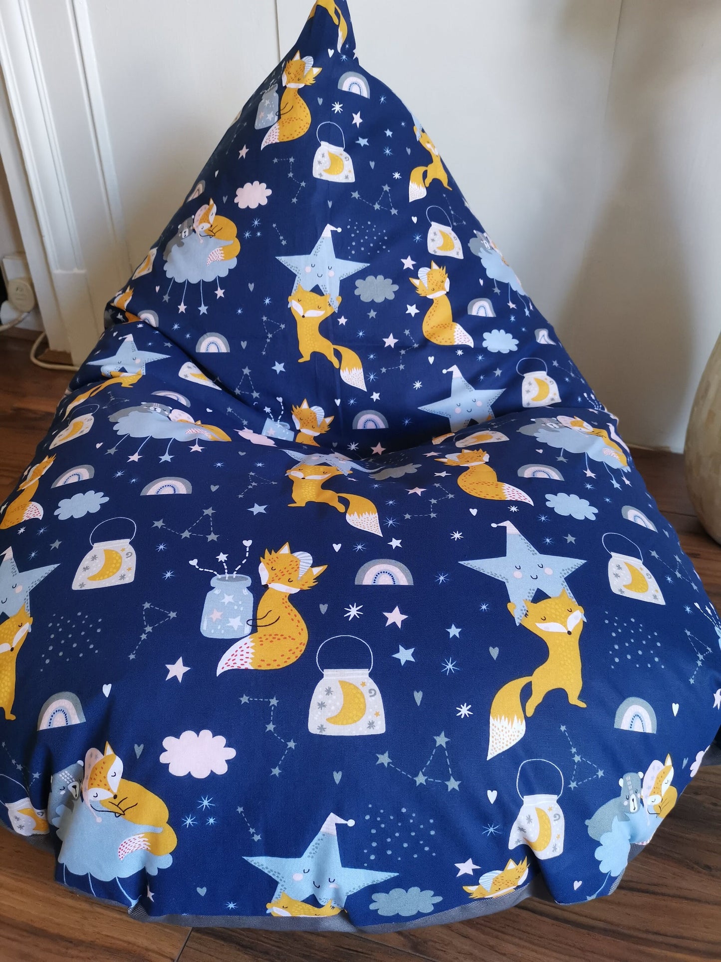 Sleepy Fox beanbag