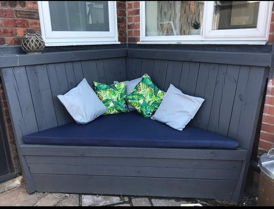 Waterproof rattan furniture cushion covers, pallet furniture cushion covers, bespoke furniture cushion covers, garden furniture